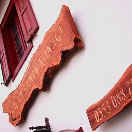 Aycan Hanim Konagi מלון